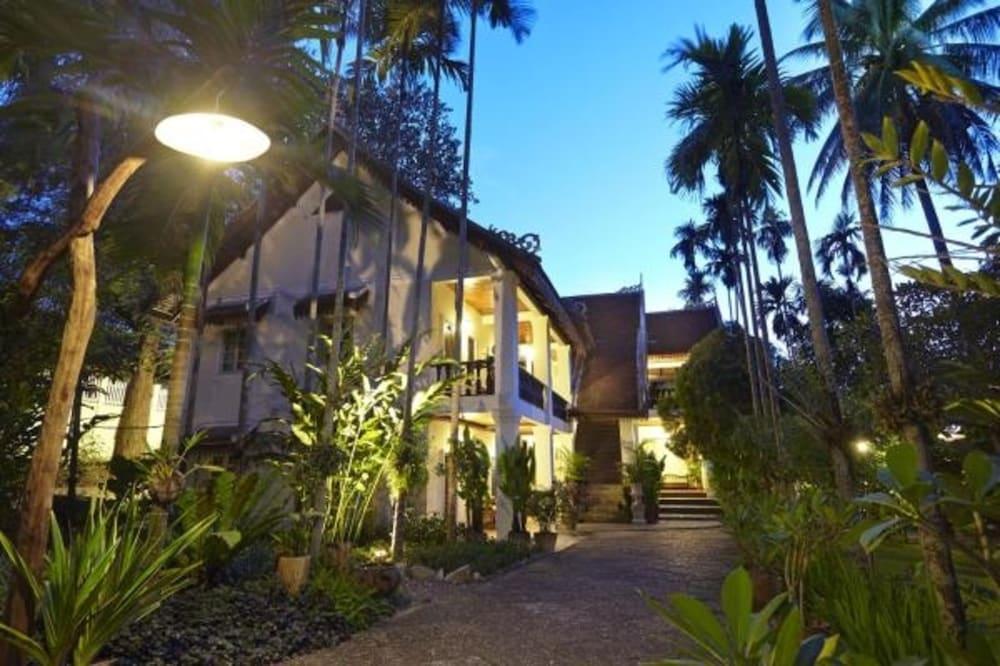 לואנג פרבאנג Villa Santi Hotel מראה חיצוני תמונה